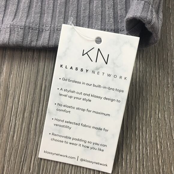 NWT Klassy Network Brami Rib Knit Top Built In Bra Short Sleeve Gray XXL - Picture 3 of 8